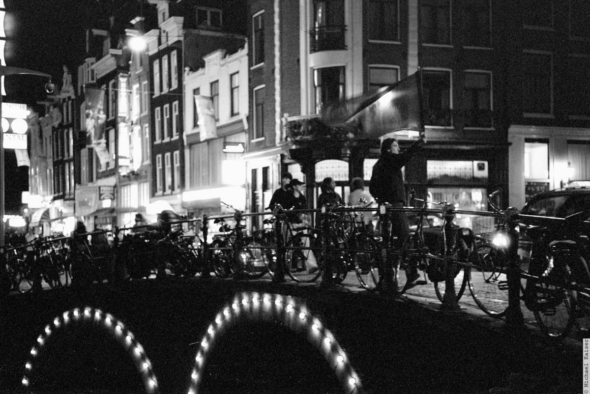 Die Brücke gehört uns!